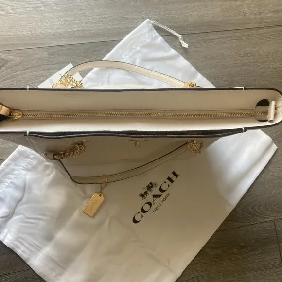 COACH White pebbled leather turnlock chain tote - Picture 6 of 8